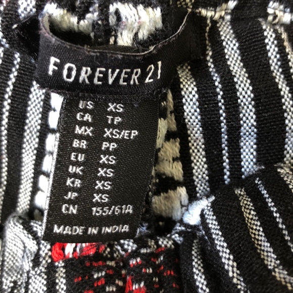 XS patterned shorts - Picture 4 of 4